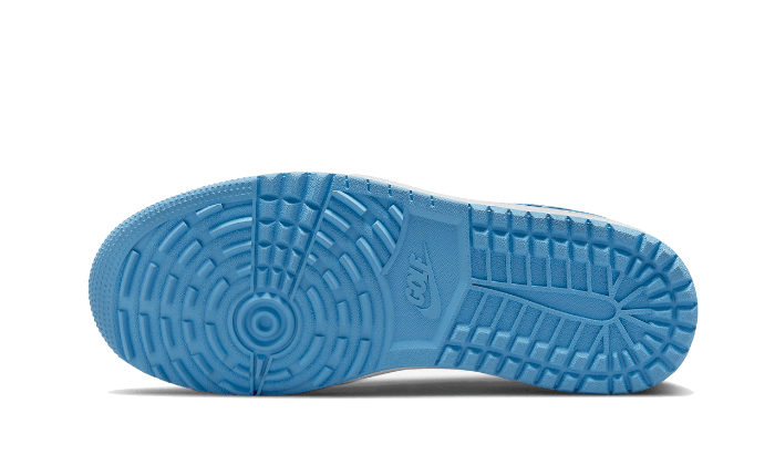 air-jordan-1-retro-low-golf-unc-socksforsport