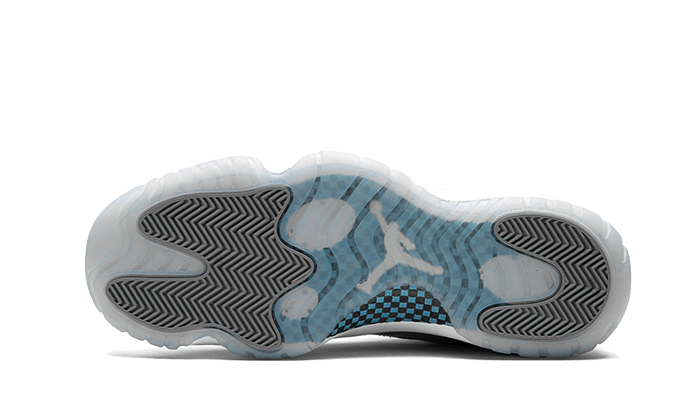 air-jordan-11-retro-low-cement-grey-socksforsport