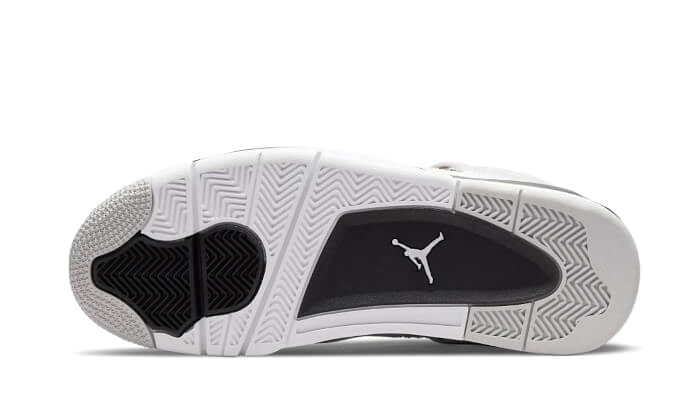 air-jordan-4-military-black-socksforsport