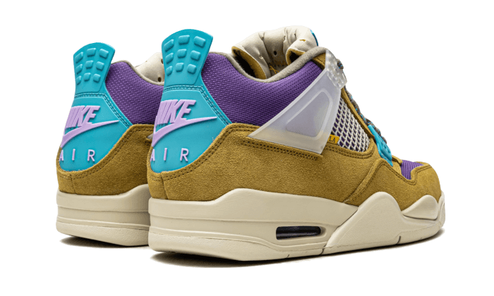 air-jordan-4-retro-union-desert-moss-socksforsport