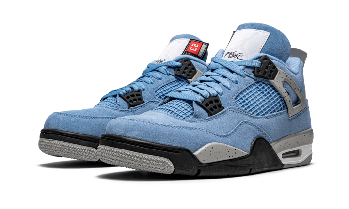 air-jordan-4-retro-university-blue-socksforsport
