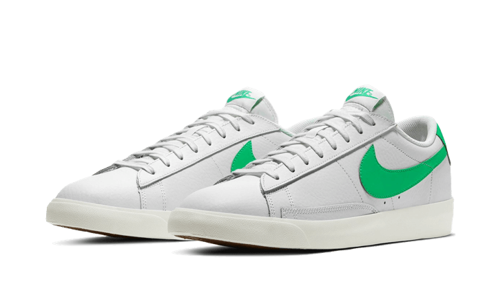 blazer-low-leather-green-spark-socksforsport