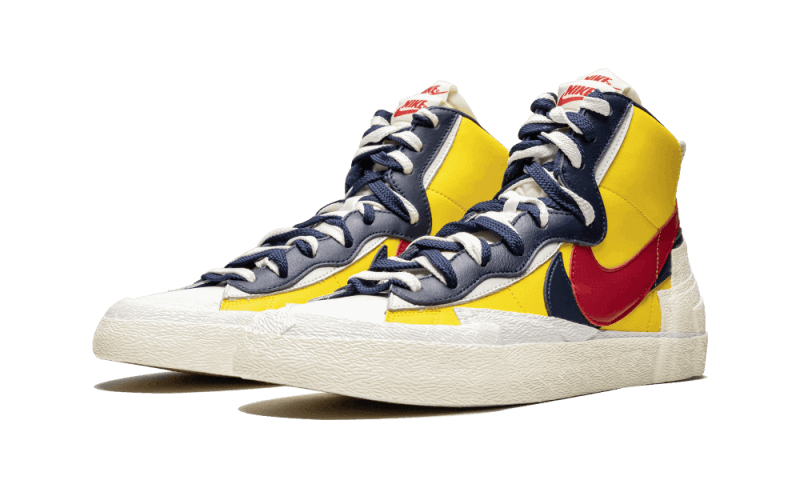 blazer-mid-sacai-snow-beach-socksforsport