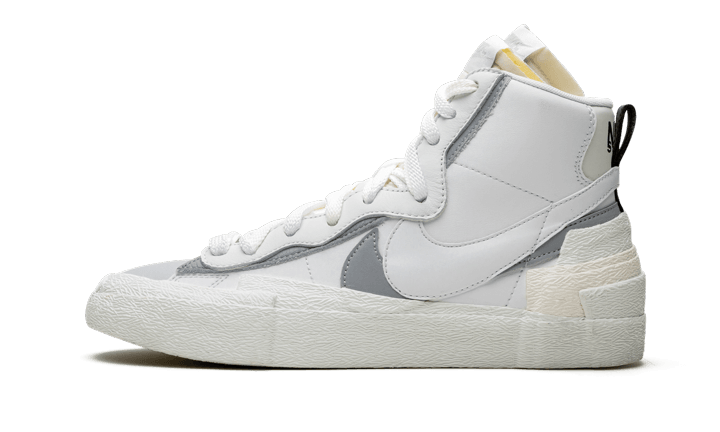 blazer-mid-sacai-white-grey-socksforsport