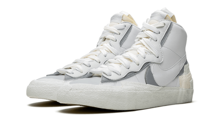 blazer-mid-sacai-white-grey-socksforsport