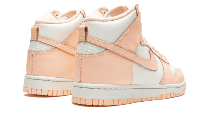 dunk-high-crimson-tint-socksforsport