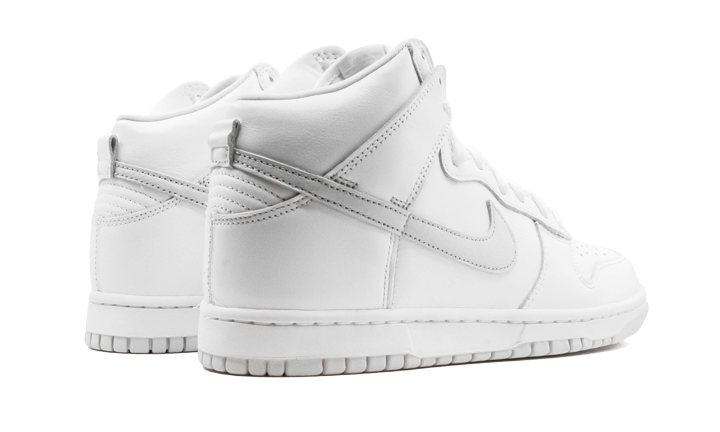 dunk-high-pure-platinum-socksforsport