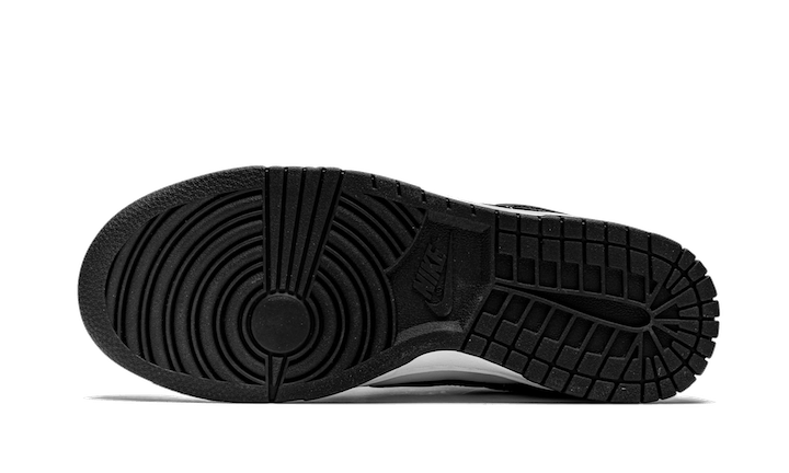 dunk-low-black-white-socksforsport