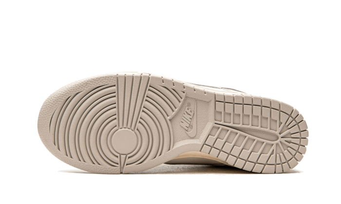 dunk-low-light-bone-socksforsport