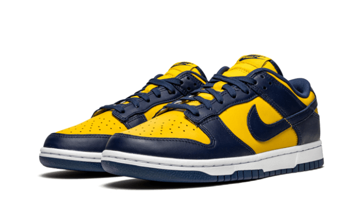dunk-low-michigan-socksforsport