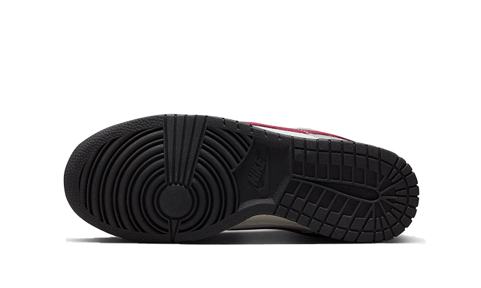 dunk-low-pale-ivory-redwood-socksforsport