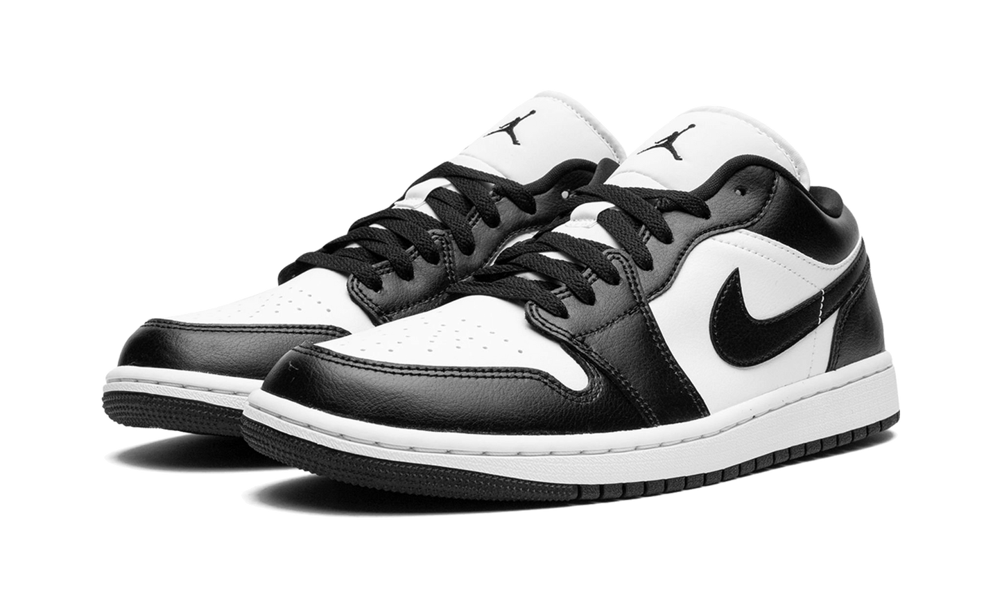 air-jordan-1-low-panda-2023-socksforsport