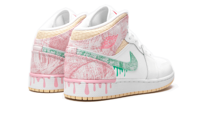 air-jordan-1-mid-se-paint-drip-socksforsport