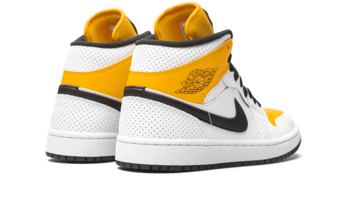 air-jordan-1-mid-laser-orange-socksforsport