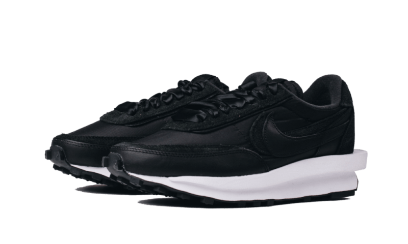 ld-waffle-sacai-triple-black-socksforsport