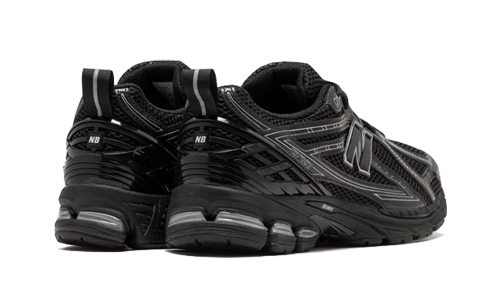 1906r-black-grey-socksforsport