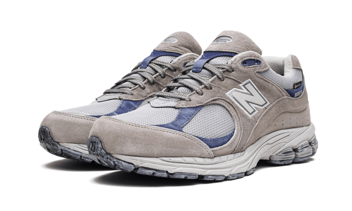 2002r-gore-tex-light-grey-socksforsport