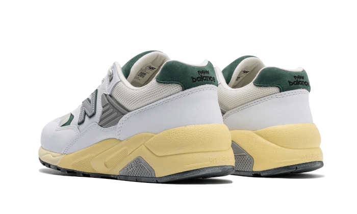 580-white-nightwatch-green-socksforsport