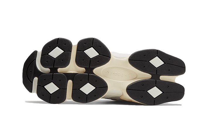 9060-white-black-socksforsport