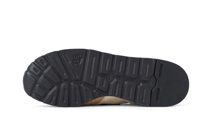 990-v1-made-in-usa-teddy-santis-macadamia-nut-socksforsport