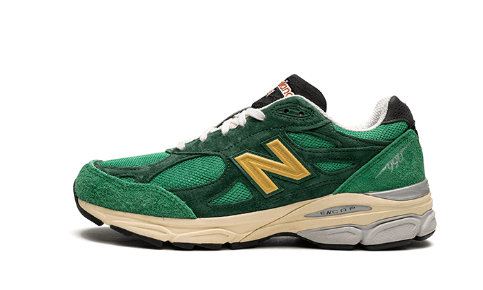 990-v3-miusa-teddy-santis-green-gold-socksforsport