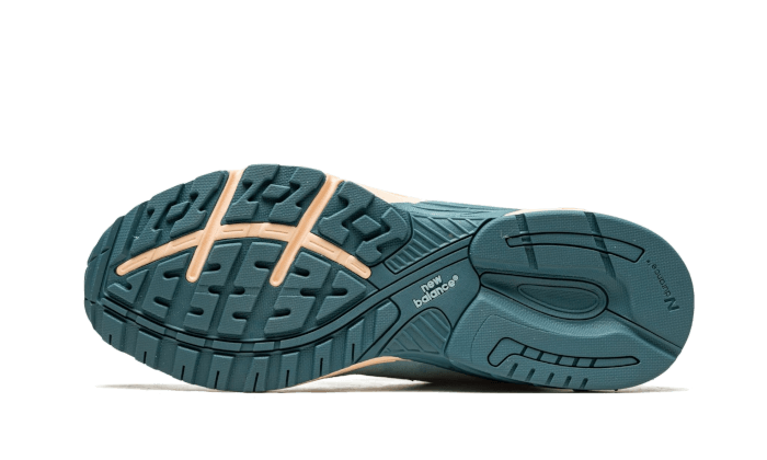 993-made-in-usa-joe-freshgoods-arctic-blue-socksforsport