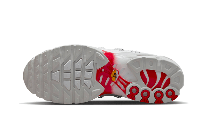 air-max-plus-utility-white-silver-red-socksforsport