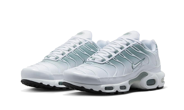 air-max-plus-white-mica-green-socksforsport
