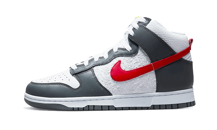 dunk-high-embossed-basketball-grey-red-socksforsport