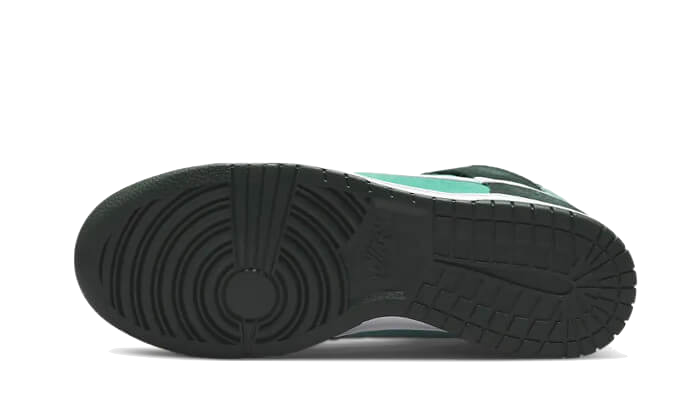 dunk-high-retro-se-athletic-club-socksforsport