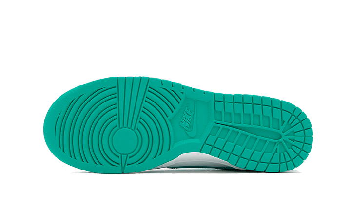 dunk-low-clear-jade-socksforsport