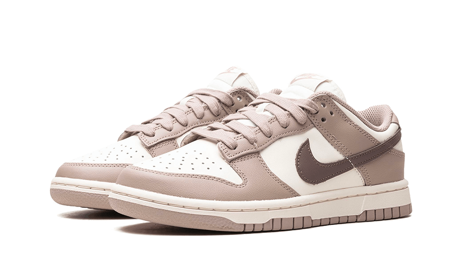 dunk-low-diffused-taupe-socksforsport