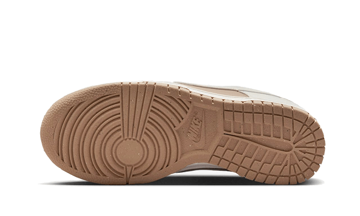 dunk-low-next-nature-beige-sail-socksforsport