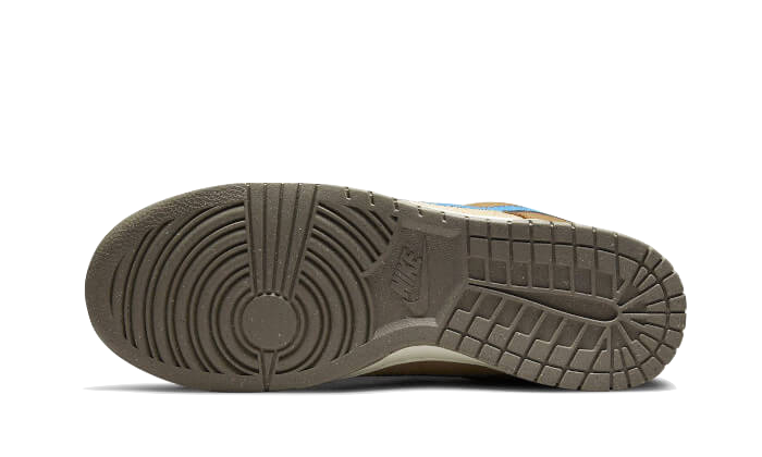 dunk-low-size-dark-driftwood-socksforsport