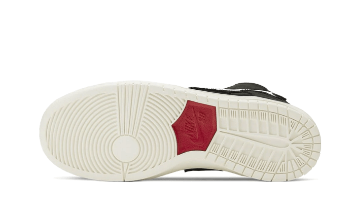 sb-dunk-high-oski-shark-black-socksforsport