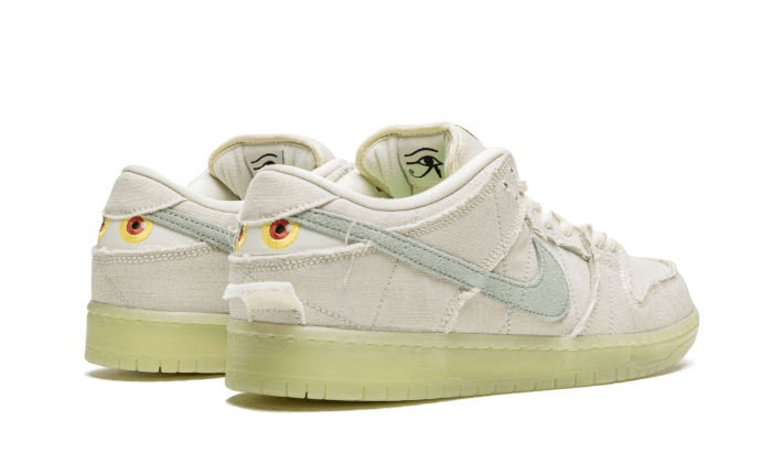 sb-dunk-low-mummy-socksforsport