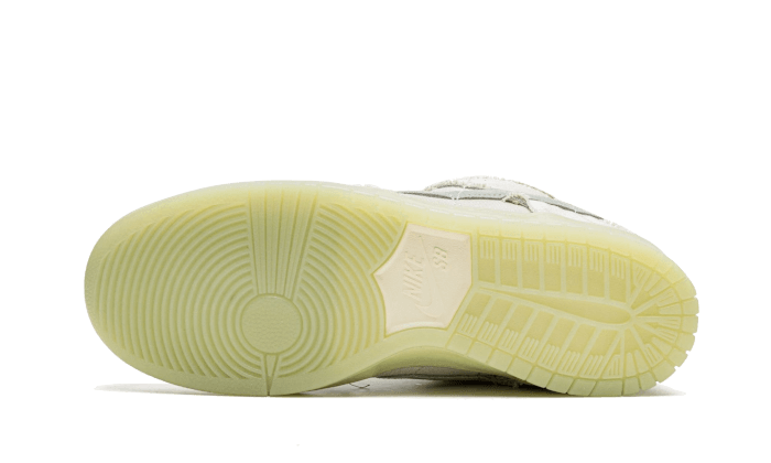 sb-dunk-low-mummy-socksforsport