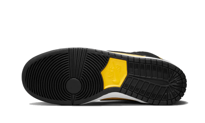 sb-dunk-high-pro-maize-and-black-socksforsport