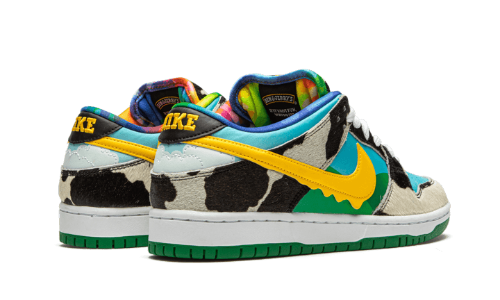 sb-dunk-low-ben--jerrys-chunky-dunky-socksforsport
