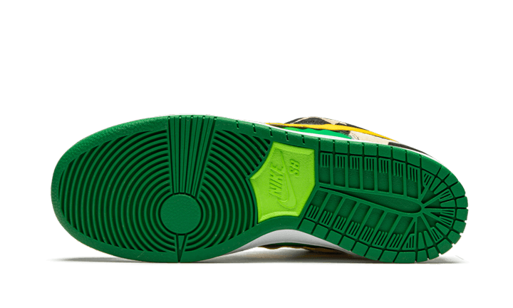 sb-dunk-low-ben--jerrys-chunky-dunky-socksforsport