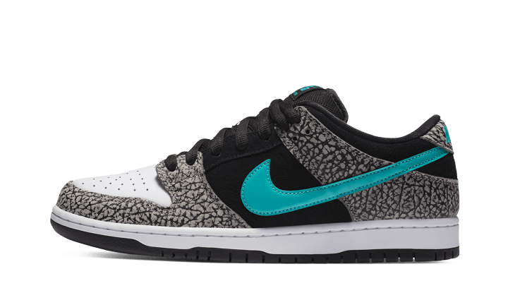 sb-dunk-low-atmos-elephant-socksforsport