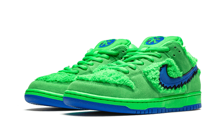 sb-dunk-low-grateful-dead-bears-green-socksforsport