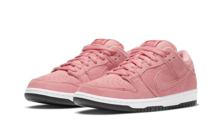 sb-dunk-low-pink-pig-socksforsport