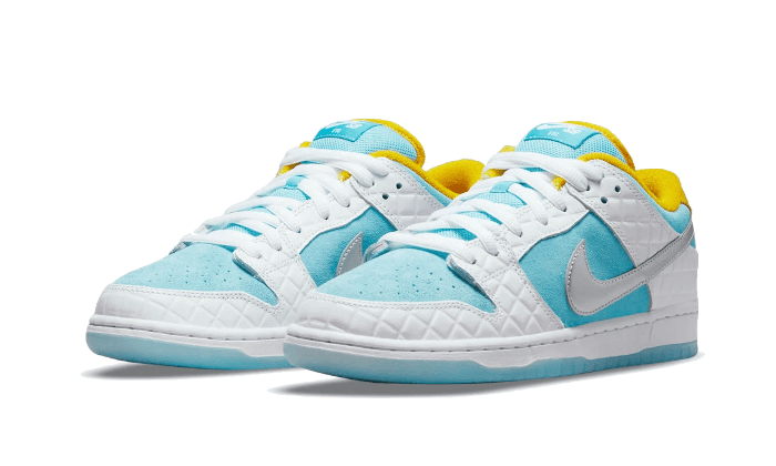 sb-dunk-low-pro-ftc-socksforsport