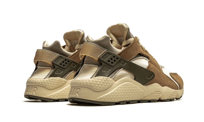 stussy-air-huarache-desert-oak-socksforsport