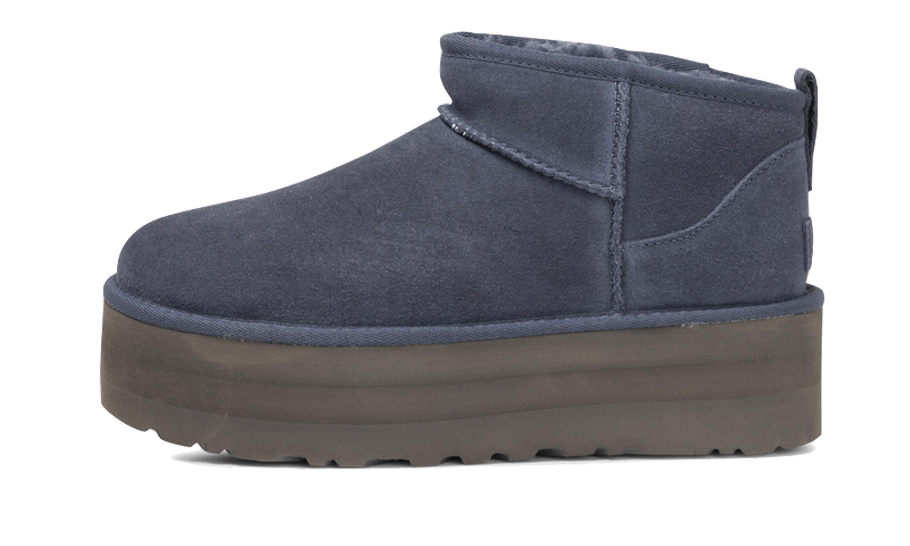 classic-ultra-mini-platform-boot-eve-blue-socksforsport