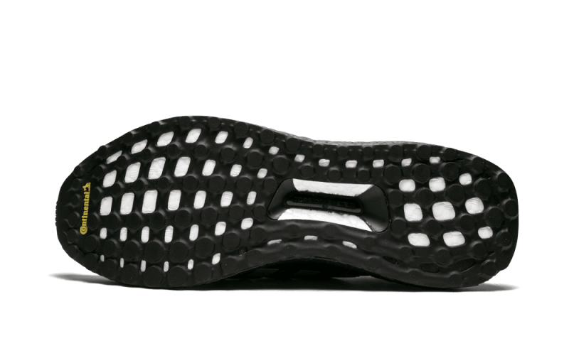 ultra-boost-bape-black-camo-socksforsport
