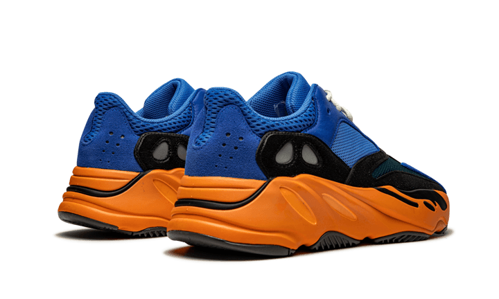 yeezy-700-bright-blue-socksforsport