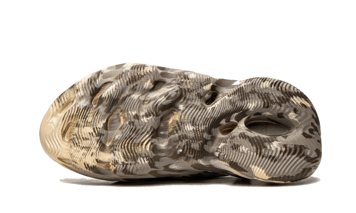 yeezy-foam-rnnr-mx-clay-cream-socksforsport