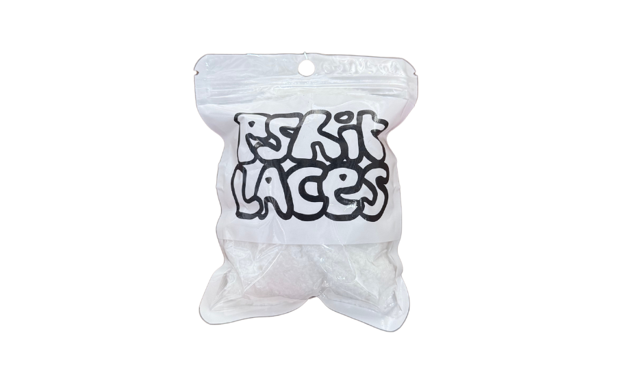 PSHIT FLUFFY LACES WHITE  - FLW